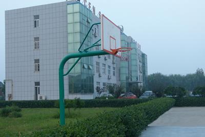 Уличная баскетбольная стойка